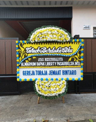 Papan Bunga Duka di Ngombol