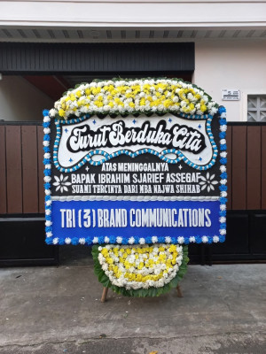 Papan Bunga Duka di Ngombol